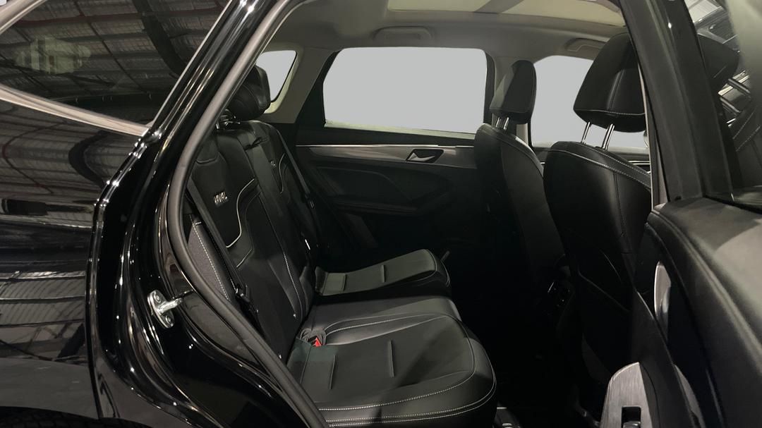 2022 GWM Haval Jolion Ultra Hybrid, Automatic, 19923 km, Right Side Rear Door Cabin View