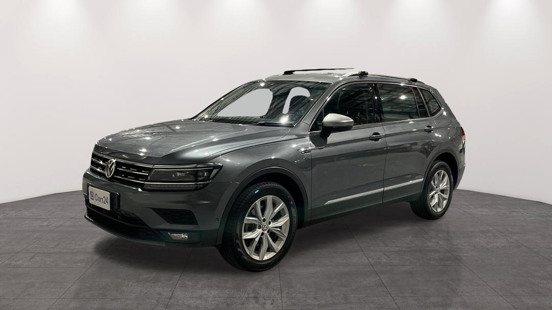 2018 Volkswagen Tiguan 110 Tdi Comfortline, Automatic, 85903 km, Left Front Diagonal (45- Degree) View