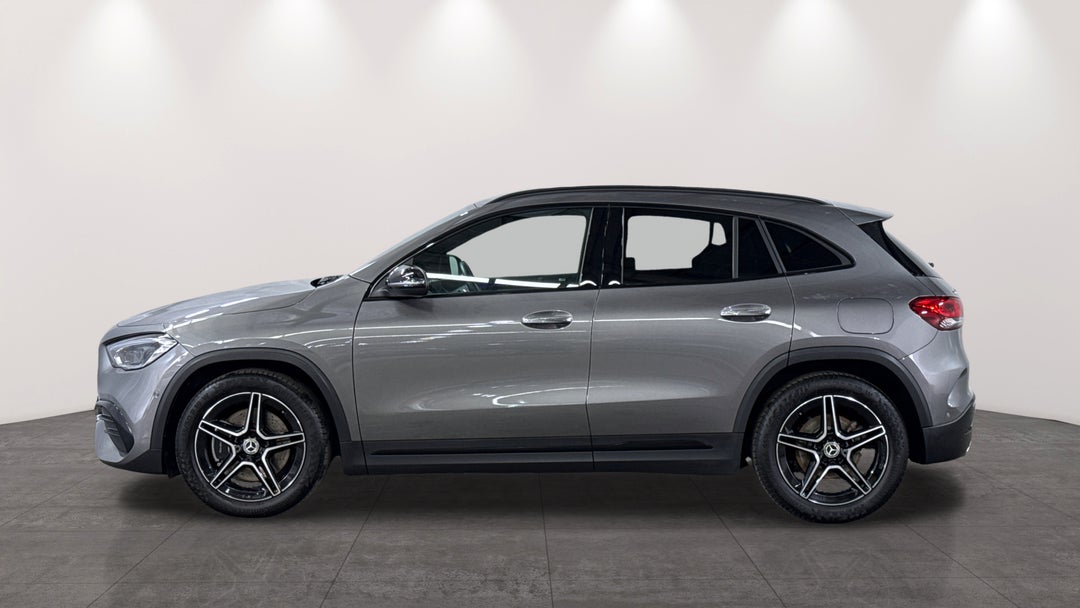 2022 Mercedes-benz GLA 250 4matic, Automatic, 33906 km, Left Side View