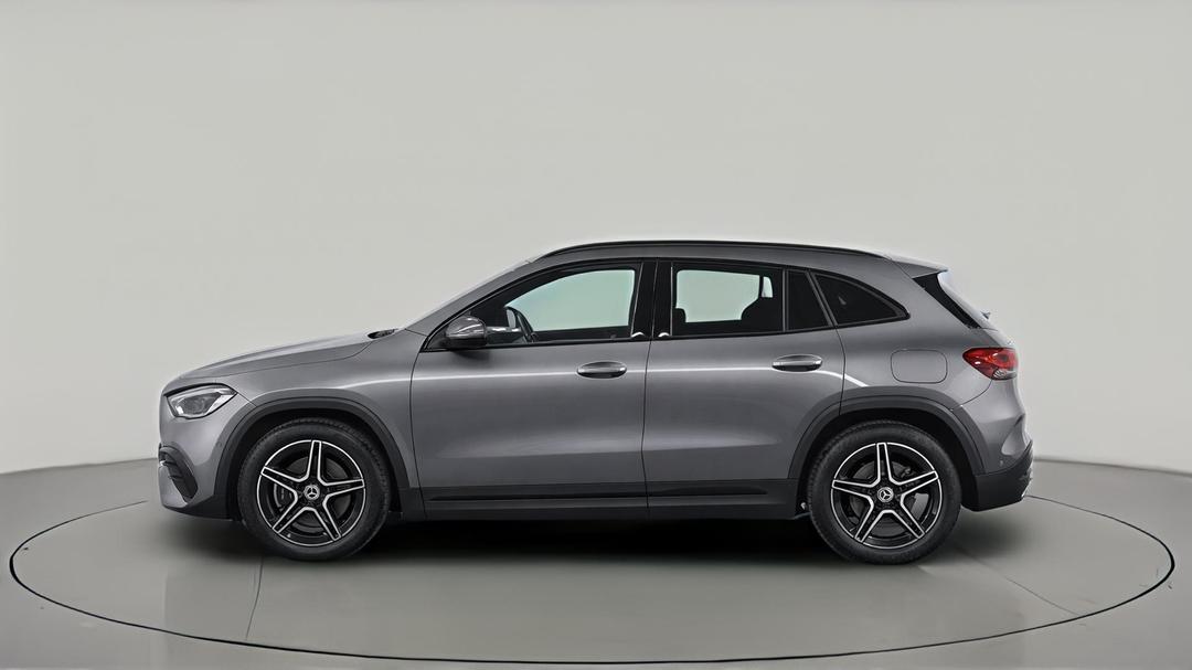 2022 Mercedes-benz GLA 250 4matic, Automatic, 33906 km, Left Side View