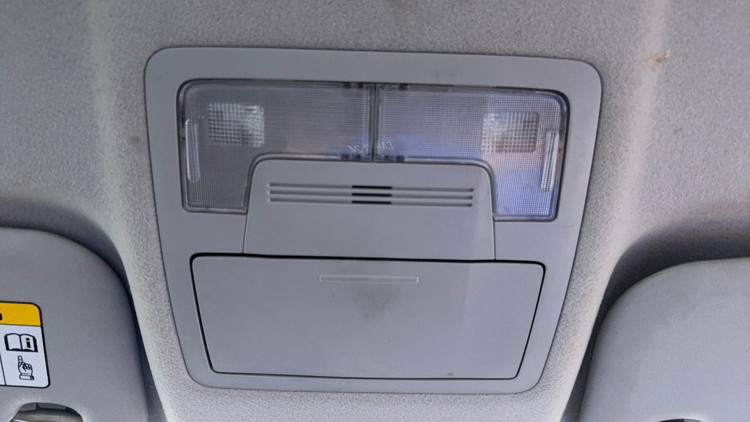 On-Roof Controls/Sunglass holder