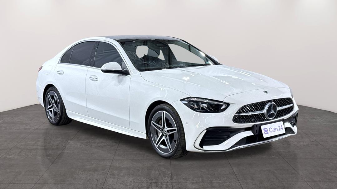 2022 Mercedes-benz C200 Mhev, Automatic, 21105 km, Right Front Diagonal (45- Degree) View