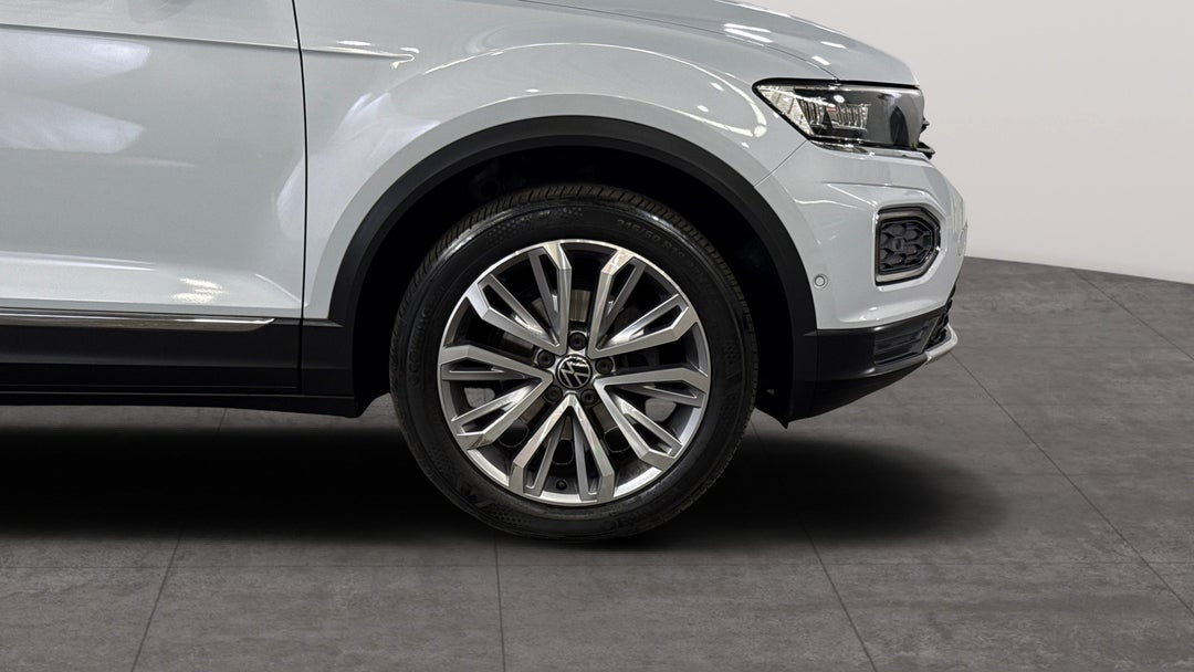 2021 Volkswagen T-roc 110tsi Style, Automatic, 57065 km, Right Front Wheel