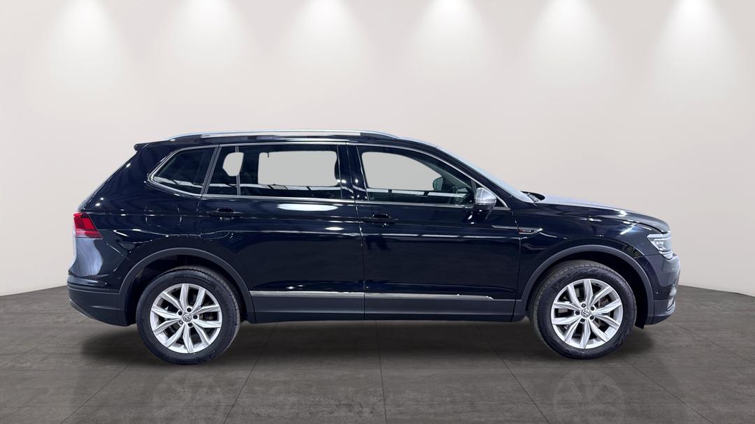 2020 Volkswagen Tiguan Allspace 132 Tsi Comfortline, Automatic, 57783 km, Right Side View
