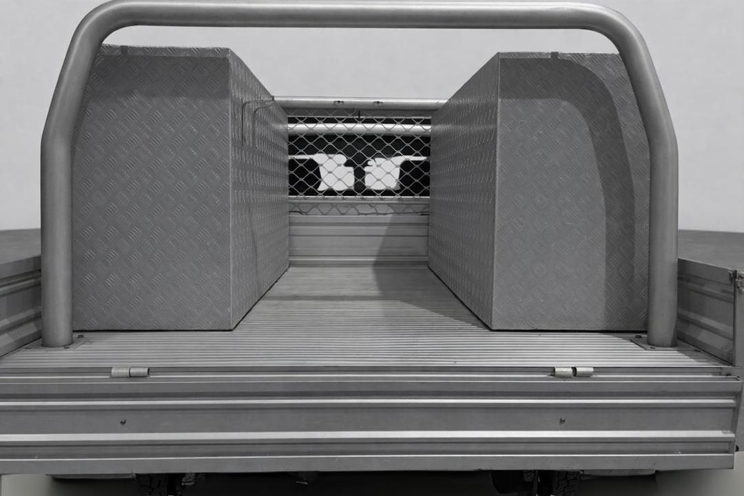 2018 Ford Ranger Xlt 2.0 (4x4), Automatic, 93345 km, Boot Inside View