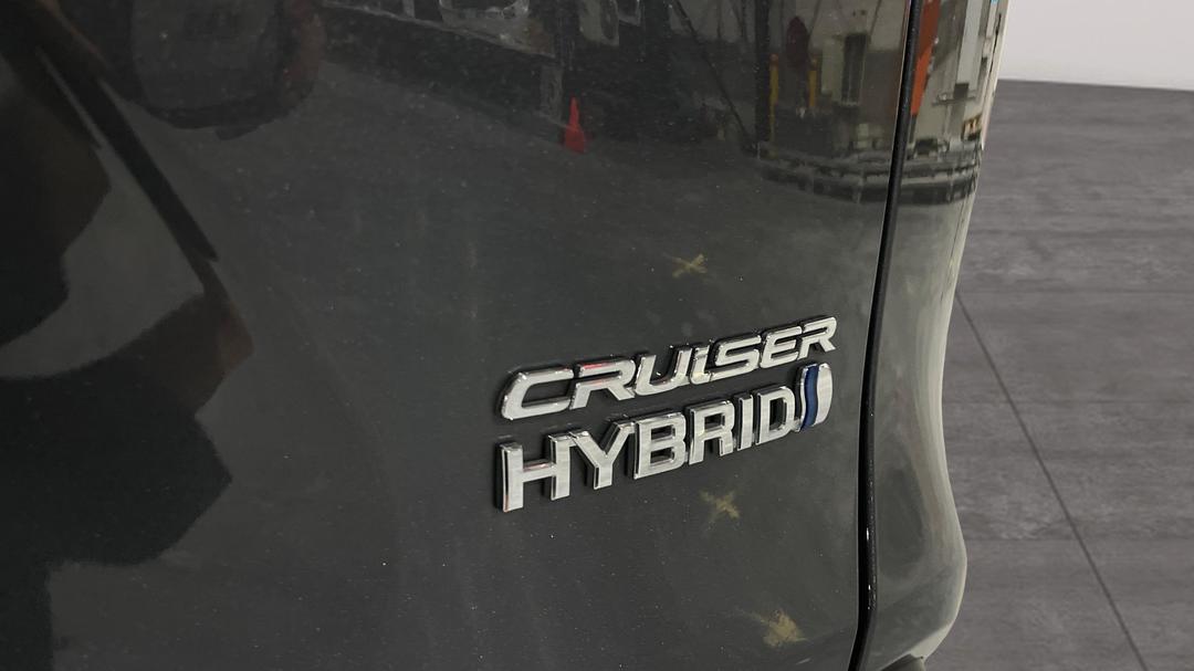 2021 Toyota RAV4 Cruiser (AWD) Hybrid, Automatic, 54076 km, Badge (Boot Right Side)