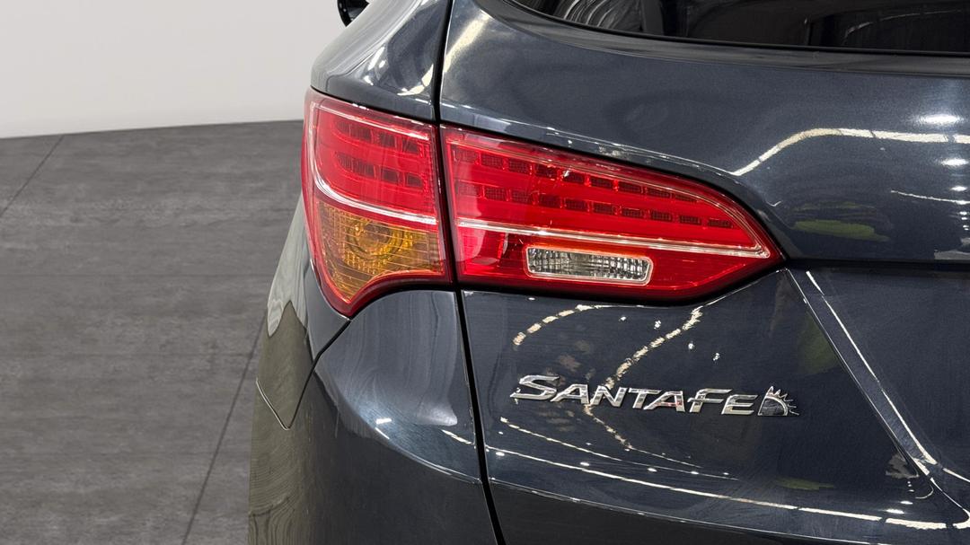 2013 Hyundai Santa Fe Highlander Crdi (4x4), Automatic, 125474 km, Badge (Boot Left Side)