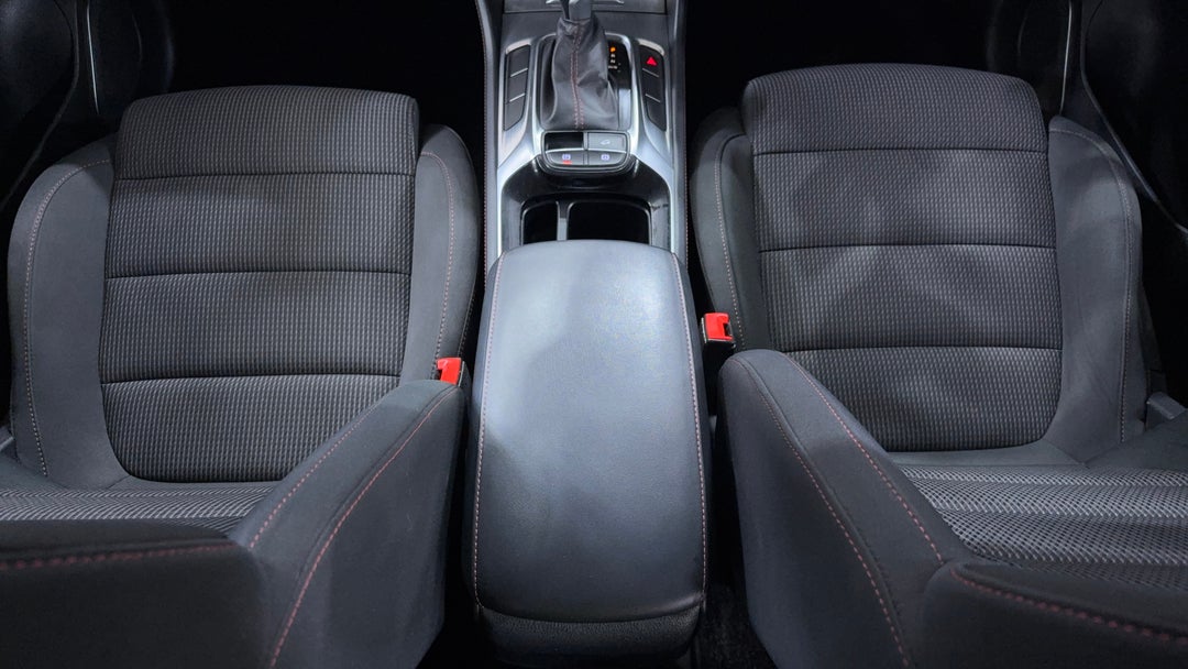 2022 MG HS Core, Automatic, 79679 km, Center Console