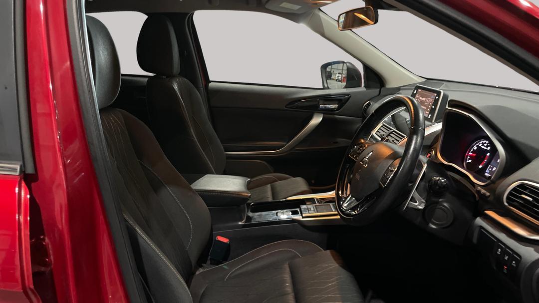 2018 Mitsubishi Eclipse Cross Ls (2WD), Automatic, 146540 km, Right Side Front Door Cabin View
