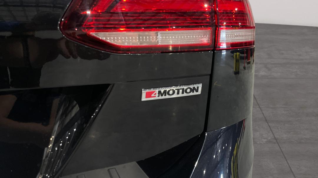 2018 Volkswagen Golf Alltrack 132 Tsi, Automatic, 64731 km, Badge (Boot Right Side)