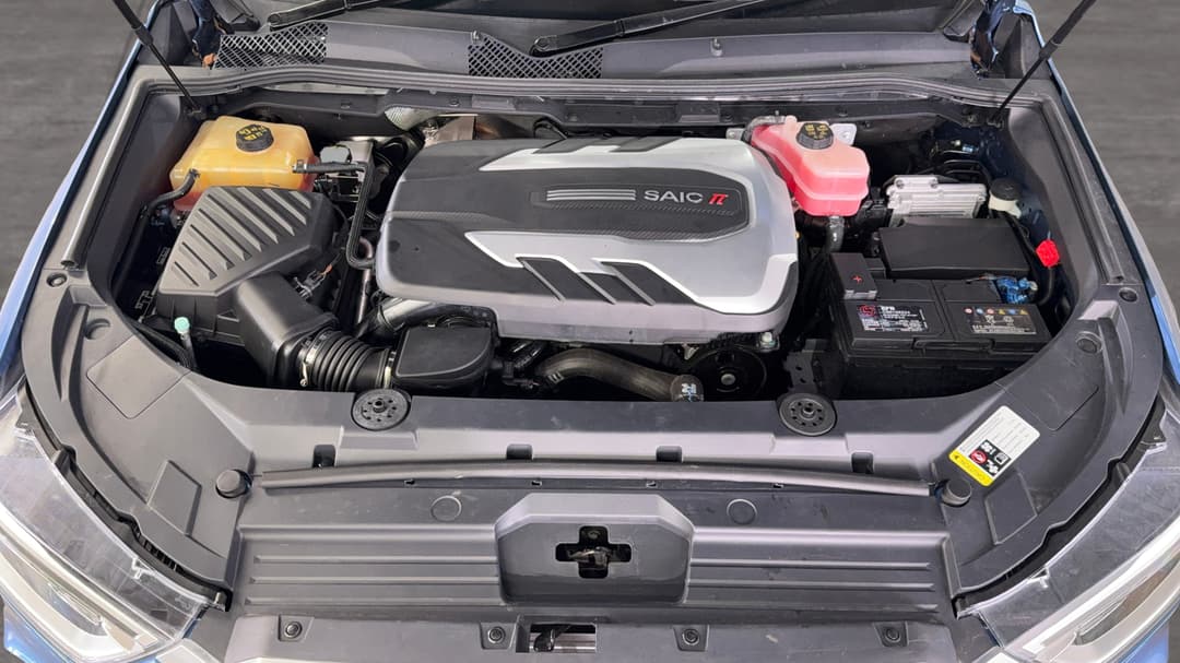 Open Bonnet (Engine)