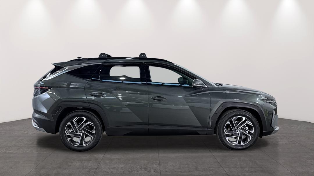 2025 Hyundai Tucson Premium Hybrid (AWD), Automatic, 2546 km, Right Side View