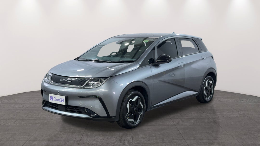 2023 Byd Dolphin Dynamic, Automatic, 25940 km, Left Front Diagonal (45- Degree) View