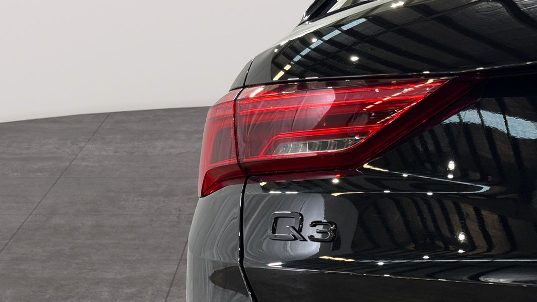 2025 Audi Q3 40 Tfsi Quattro S Line, Automatic, 10429 km, Badge (Boot Left Side)