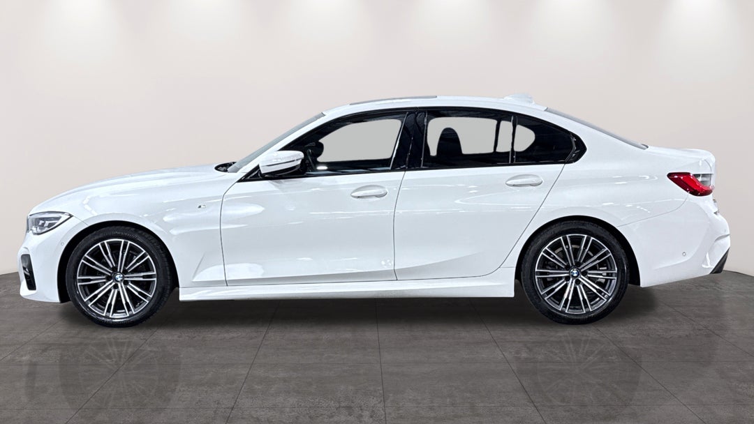 2021 BMW 3 20i M Sport, Automatic, 83359 km, Left Side View