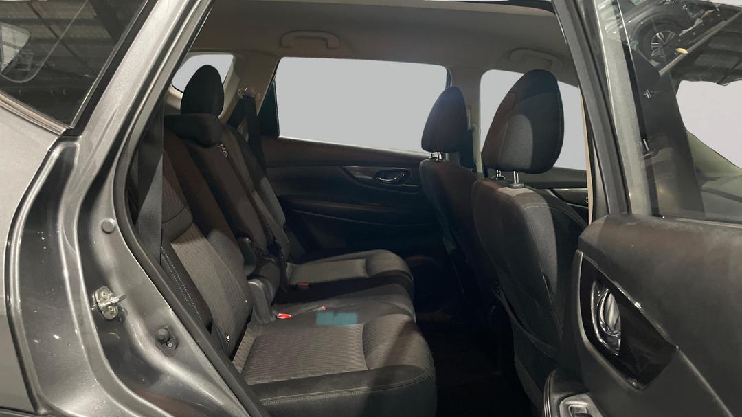 2018 Nissan X-trail St (4WD), Automatic, 68769 km, Right Side Rear Door Cabin View