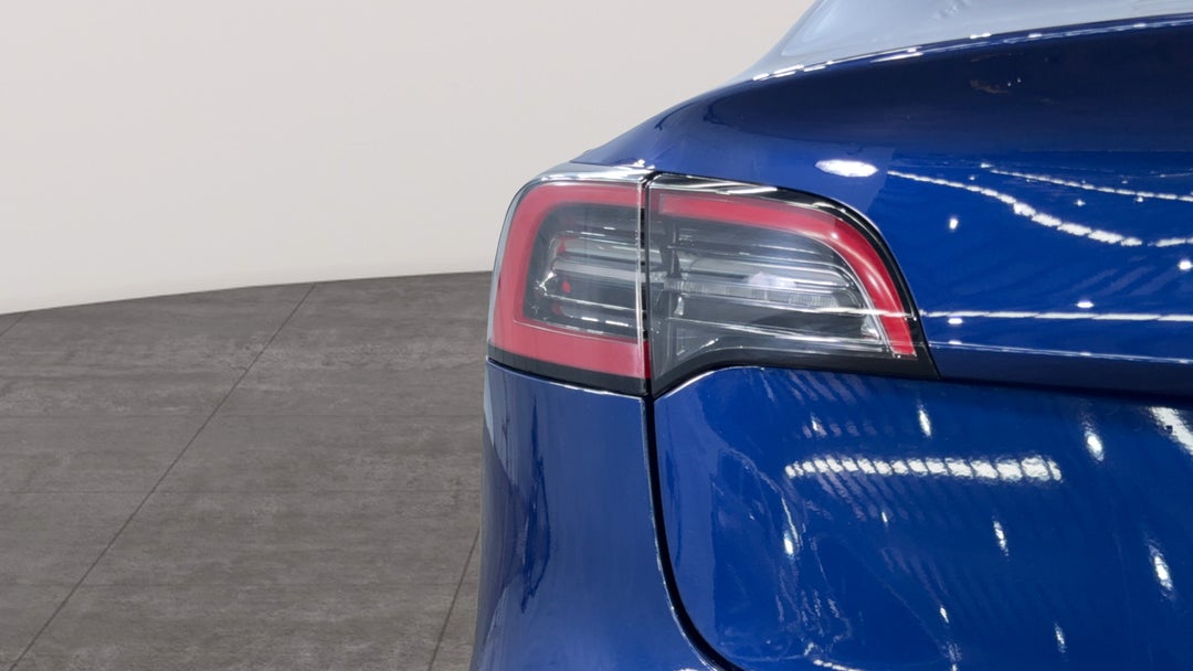 2022 Tesla Model 3 Rear-wheel Drive, Automatic, 65717 km, Badge (Boot Left Side)