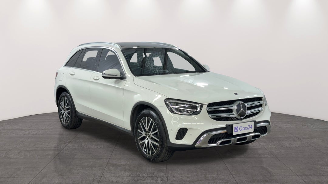 Right Front Diagonal (45- Degree) View