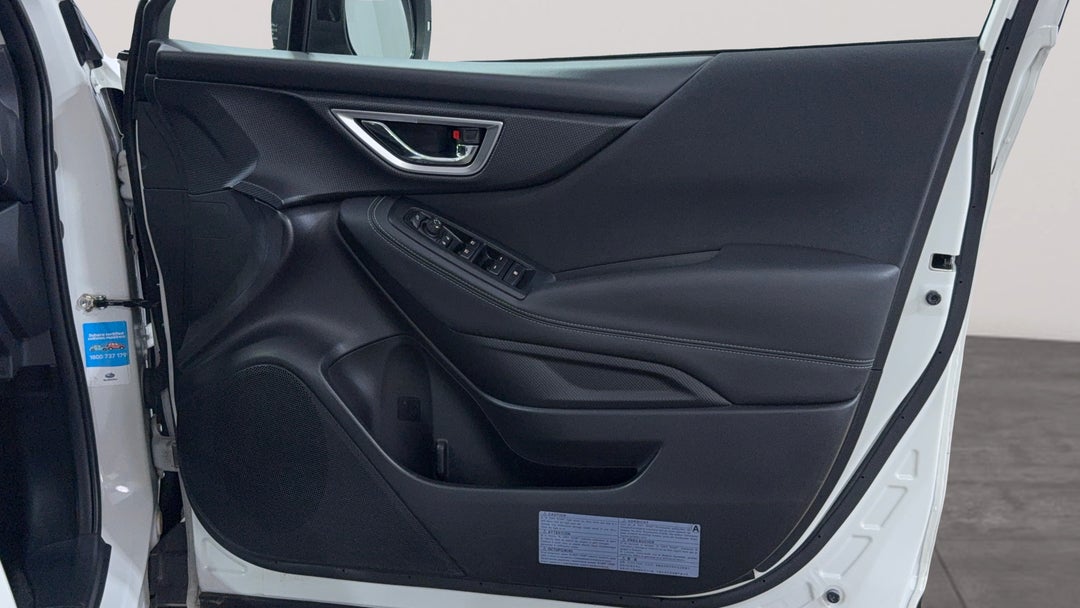 2024 Subaru Forester 2.5i (AWD), Automatic, 39036 km, Speaker View