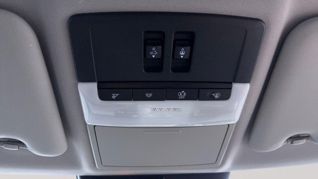 2023 Mitsubishi Outlander Phev Exceed 5+2 Seat (AWD), Automatic, 73779 km, On-Roof Controls/Sunglass holder