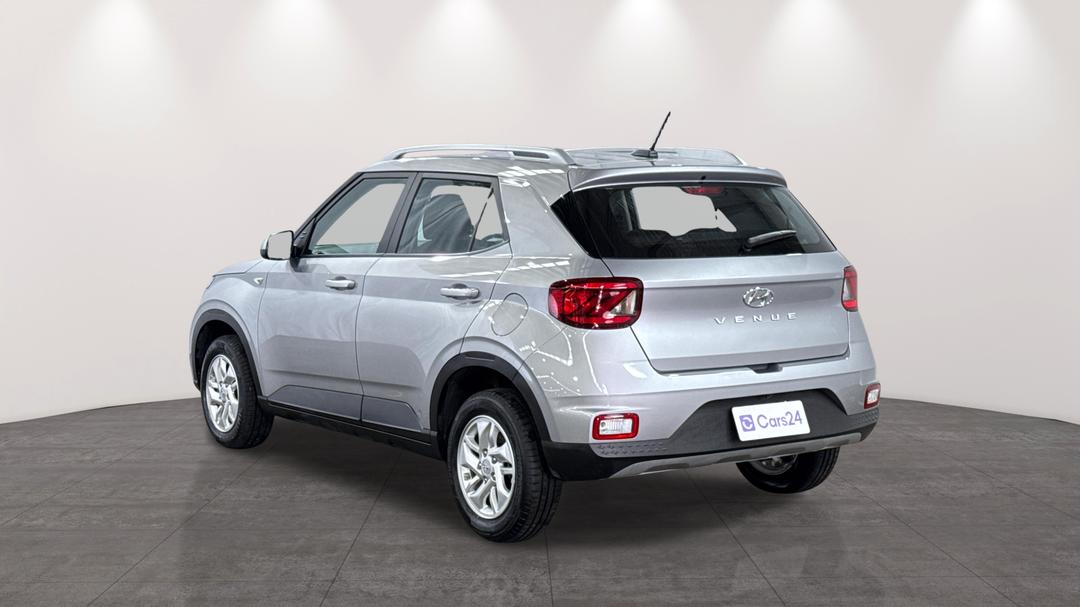 2025 Hyundai Venue Venue, Automatic, 23221 km, Left Back Diagonal (45- Degree) View