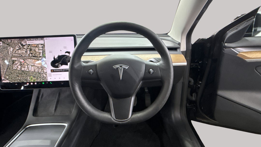2021 Tesla Model 3 Standard Range Plus RWD, Automatic, 28430 km, Steering Wheel Close-up