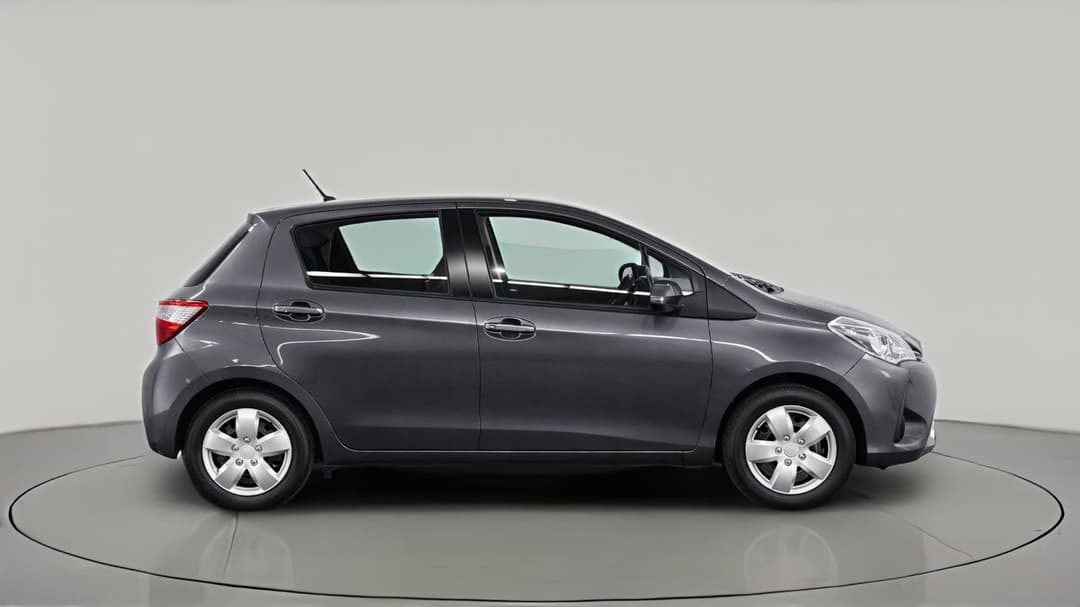2017 Toyota Yaris Ascent, Automatic, 46118 km, Right Side View