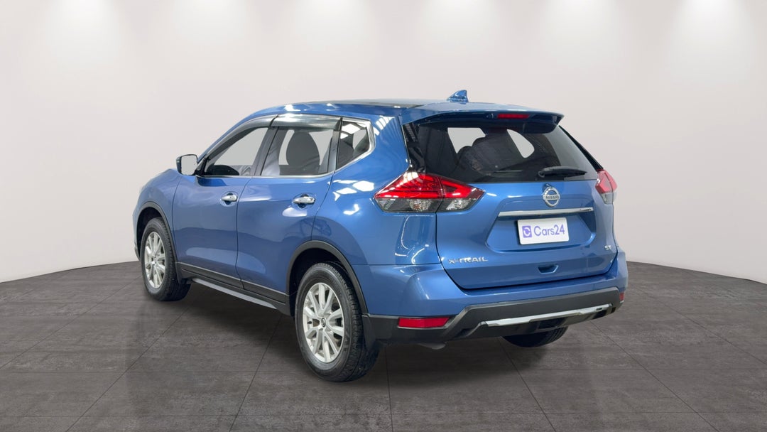 Left Back Diagonal (45- Degree) View