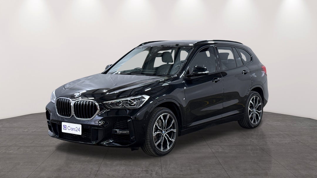 2022 BMW X1 sDrive 20i, Automatic, 38397 km, Left Front Diagonal (45- Degree) View