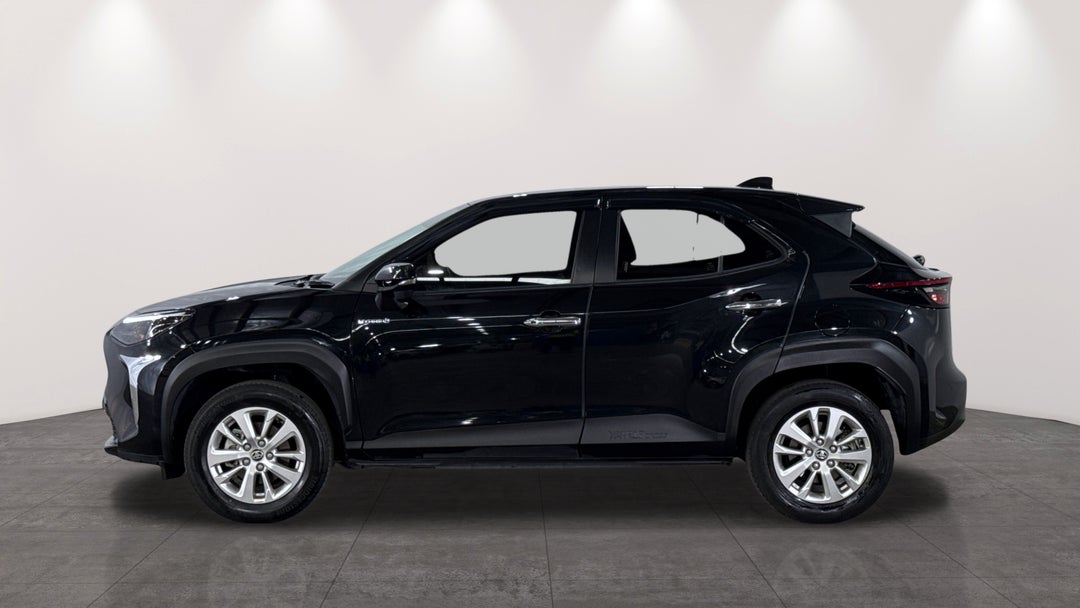 2021 Toyota Yaris Cross Gx Hybrid (AWD), Automatic, 63594 km, Left Side View
