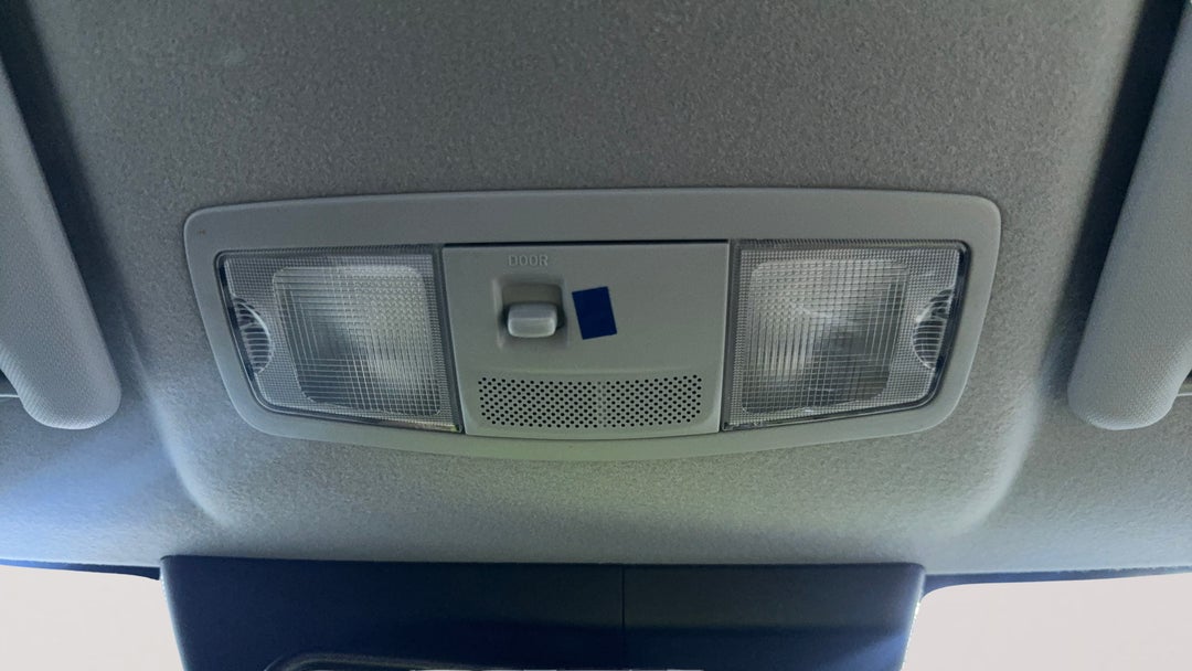 On-Roof Controls/Sunglass holder