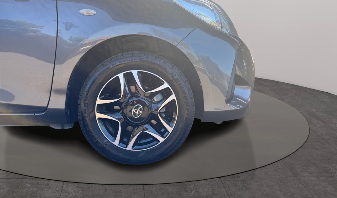 2019 Toyota Yaris Ascent, Automatic, 47694 km, Right Front Wheel