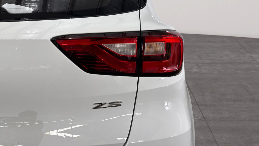 2024 MG ZS Excite, Automatic, 31225 km, Badge (Boot Right Side)