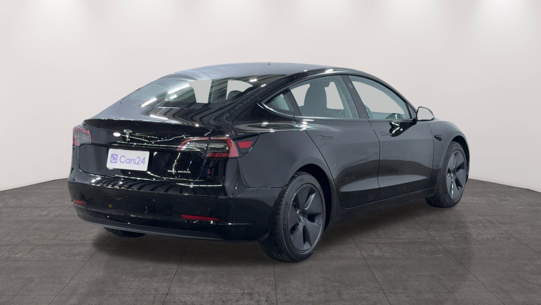 2023 Tesla Model 3 Long Range, Automatic, 9232 km, Right Back Diagonal (45- Degree) View