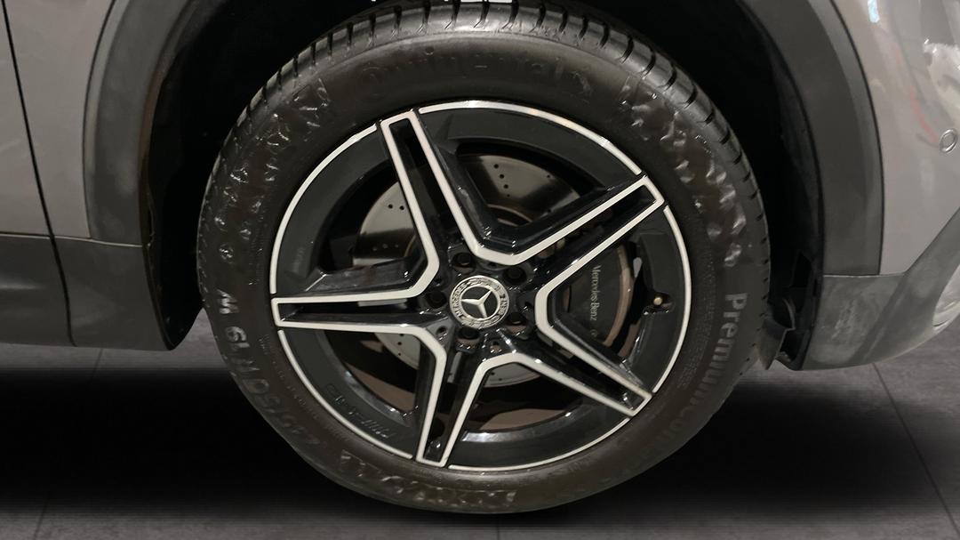 2021 Mercedes-benz Glb 250 4matic, Automatic, 56562 km, Right Front Wheel