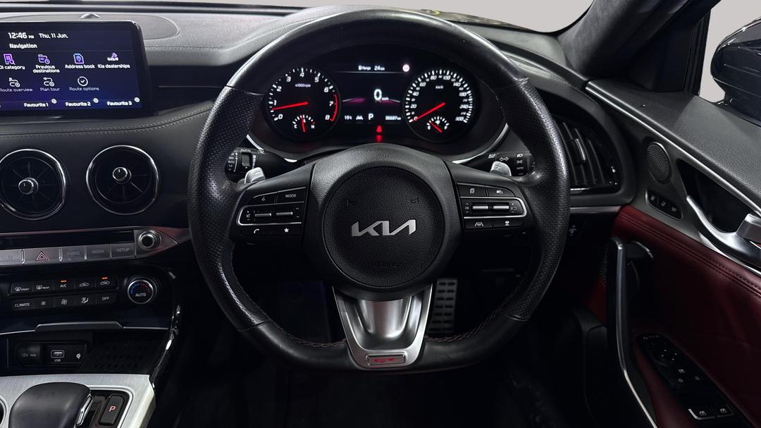 2022 Kia Stinger Gt (red Leather), Automatic, 36687 km, Steering Wheel Close-up