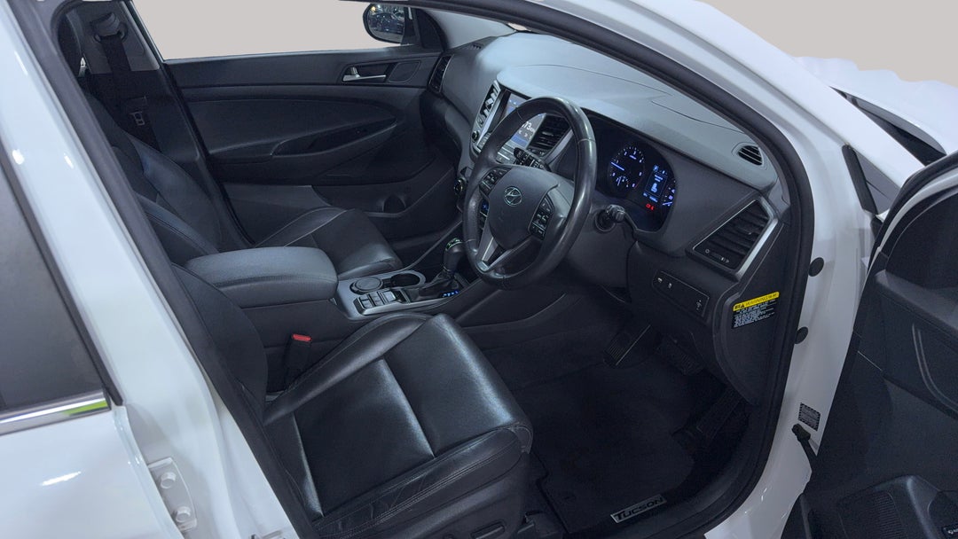 2018 Hyundai Tucson Elite Crdi (awd), Automatic, 112840 km, Right Side Front Door Cabin View