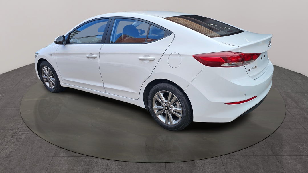 Left Back Diagonal (45- Degree) View