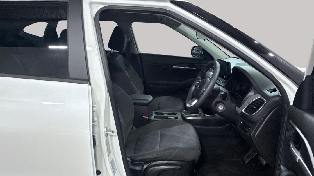 2021 Kia Seltos S (FWD) With Safety Pack, Automatic, 69377 km, Right Side Front Door Cabin View