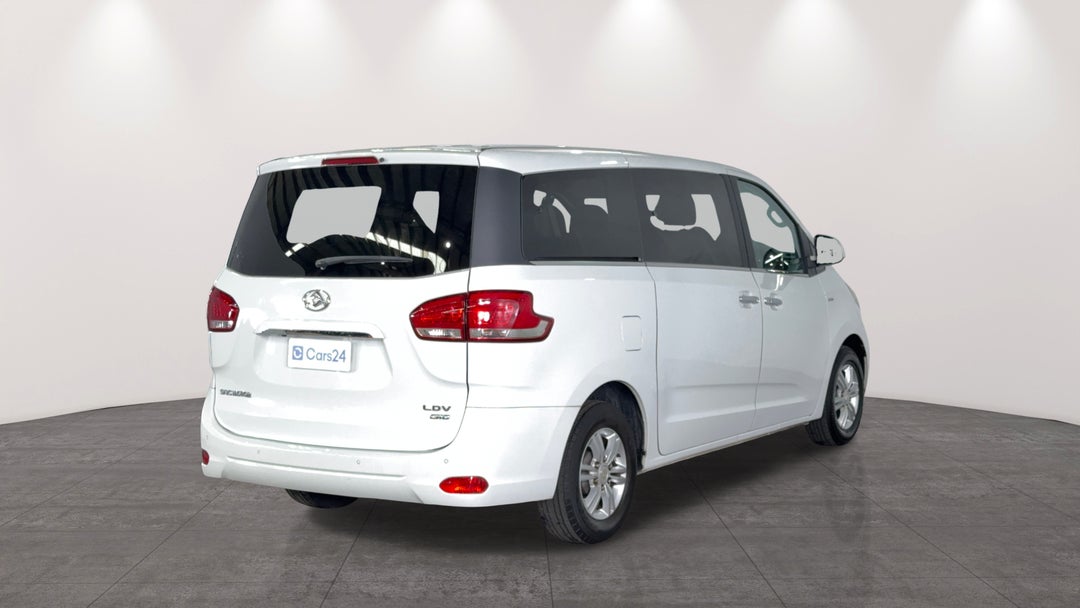 Right Back Diagonal (45- Degree) View