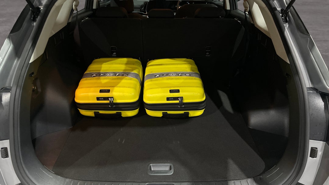 2024 Kia Sportage Sx (FWD), Automatic, 41225 km, Boot Inside View with Luggage
