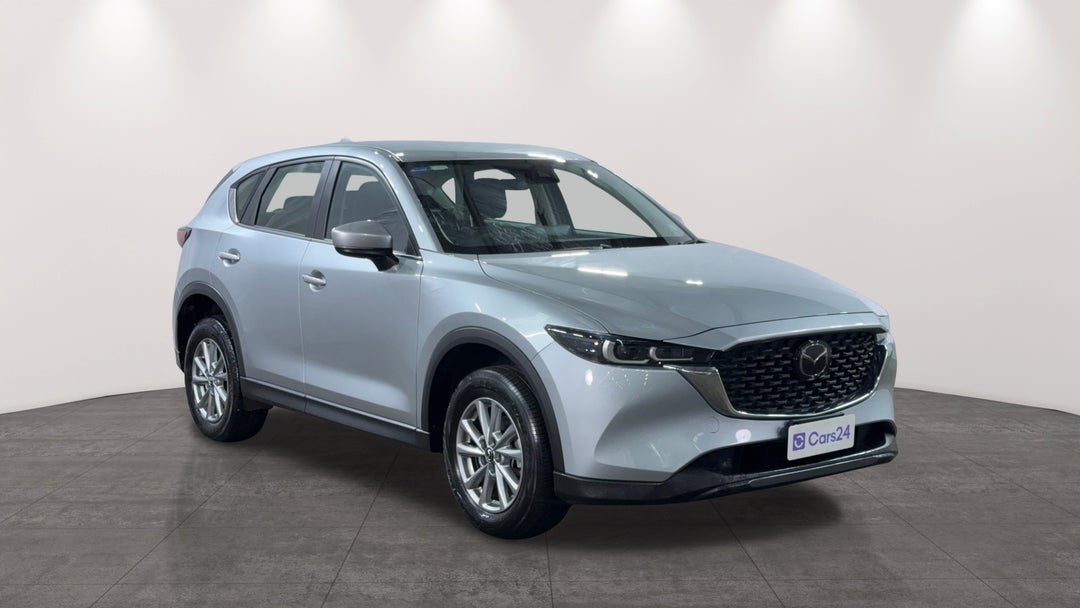 2023 Mazda CX-5 G20 Maxx (fwd), Automatic, 37834 km, Right Front Diagonal (45- Degree) View