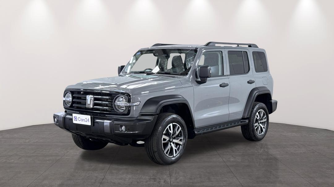 2025 GWM Tank 300 Ultra Diesel, Automatic, 27304 km, Left Front Diagonal (45- Degree) View