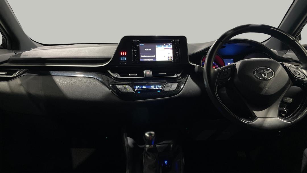 2018 Toyota C-HR (2WD), Automatic, 82458 km, Dashboard View