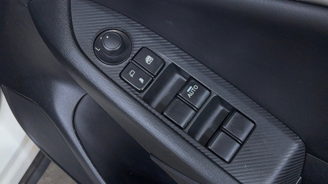 2021 Mazda CX-3 Maxx Sport (FWD), Automatic, 94552 km, Drivers Side Door Panel Controls