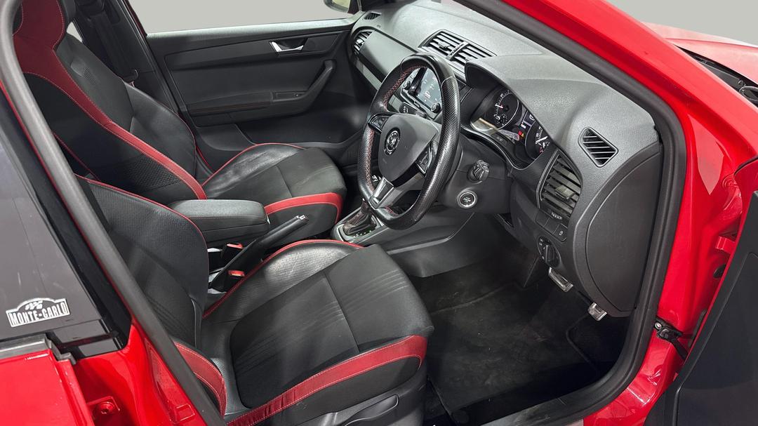 2018 SKODA Fabia 81 Tsi Monte Carlo, Automatic, 158906 km, Right Side Front Door Cabin View