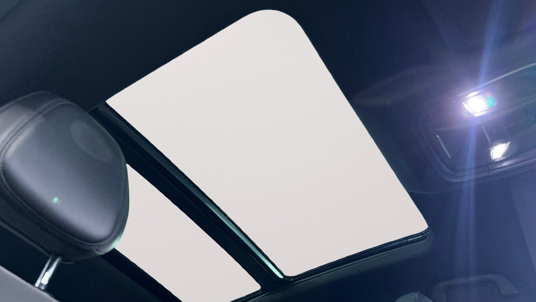 Interior Sunroof/Moonroof