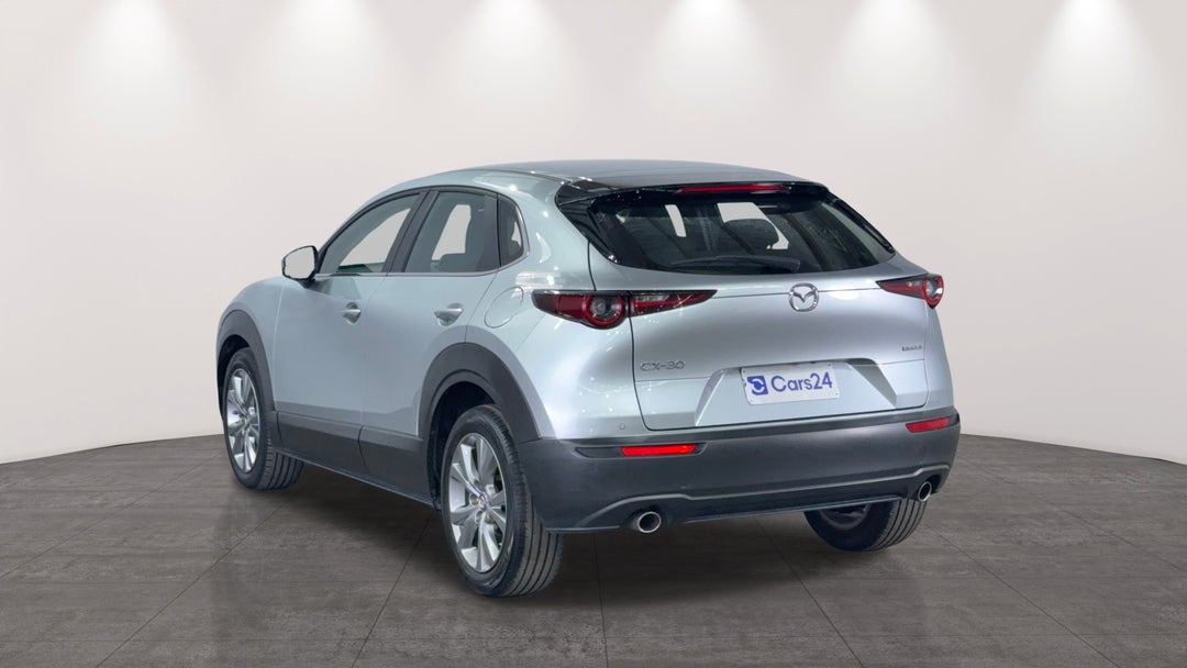 Left Back Diagonal (45- Degree) View