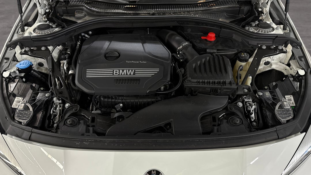 2023 BMW 1 18i M Sport, Automatic, 22449 km, Open Bonnet (Engine)