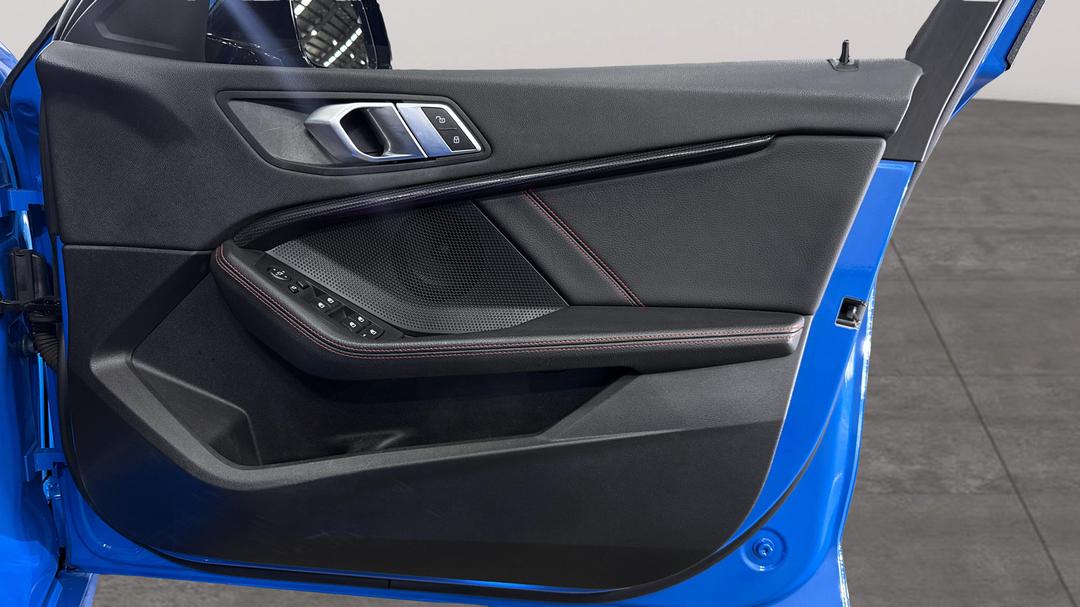 2021 BMW 1 28ti, Automatic, 63603 km, Speaker View